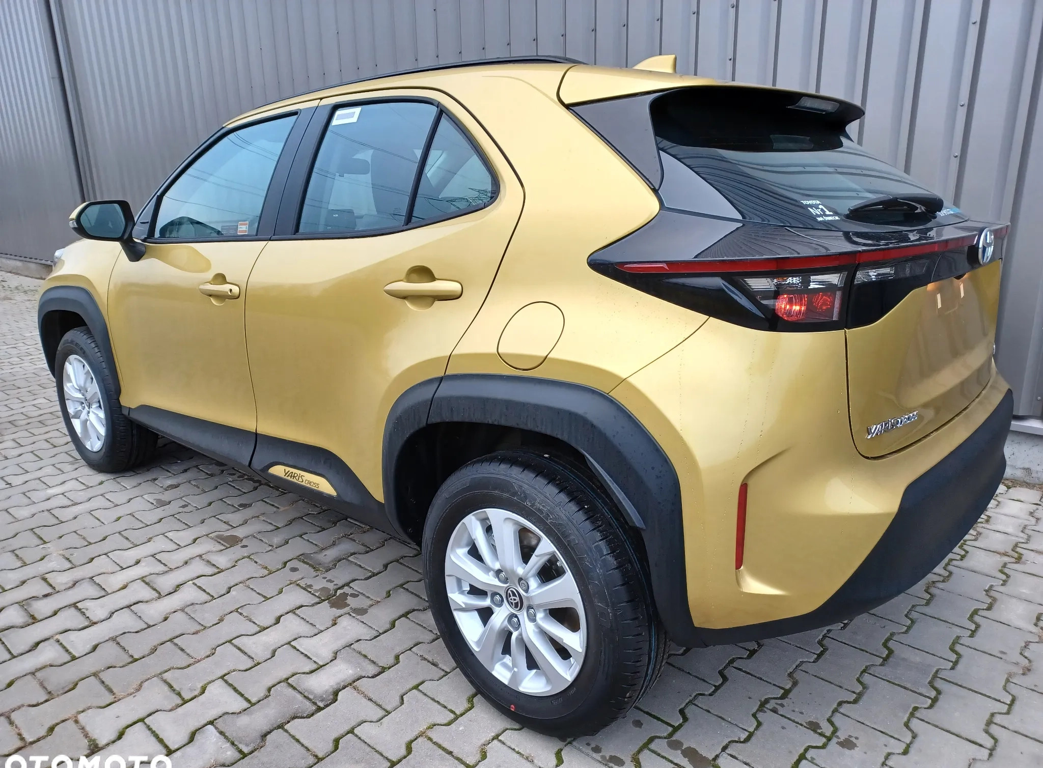 Toyota Yaris Cross cena 104000 przebieg: 1, rok produkcji 2024 z Słupca małe 106